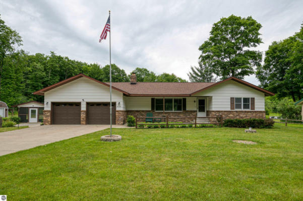 5182 E SHORE DR NE, KALKASKA, MI 49646 - Image 1